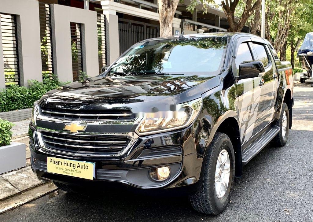 Chevrolet Colorado   2018 - Bán Chevrolet Colorado sản xuất năm 2018, màu đen, nhập khẩu 