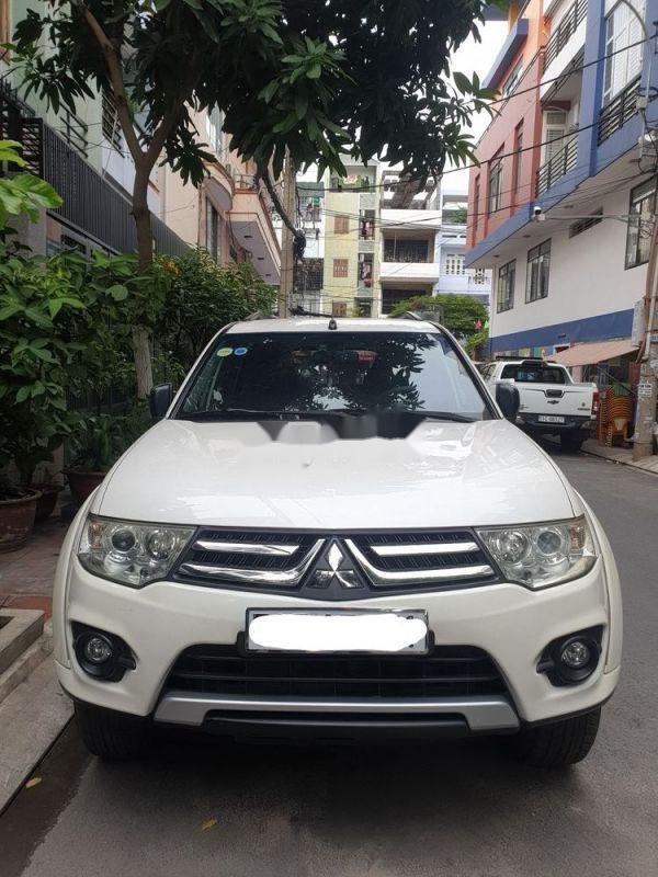 Mitsubishi Pajero Sport 2014 - Bán xe Mitsubishi Pajero Sport sản xuất 2014, màu trắng, giá 665tr