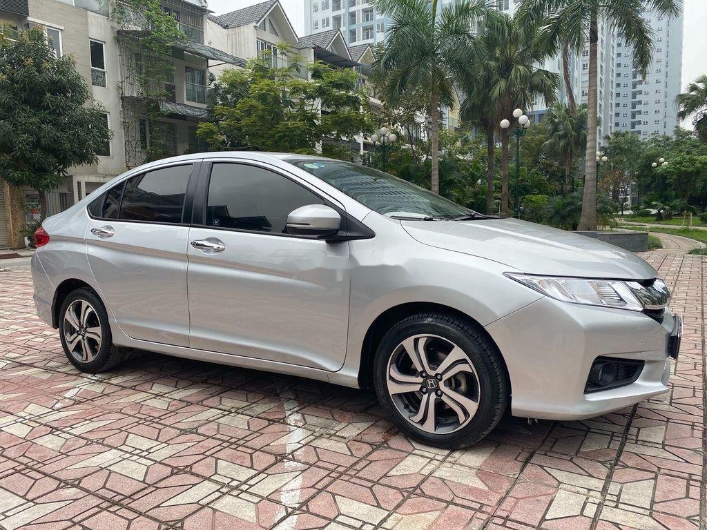 Honda City 2014 - Cần bán Honda City đời 2014, màu bạc, giá chỉ 429 triệu