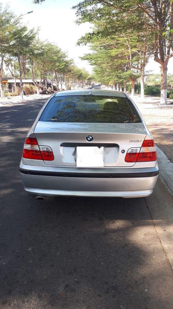 BMW 3 Series 2005 - Xe BMW 3 Series 318i đời 2005, màu bạc chính chủ, 215 triệu