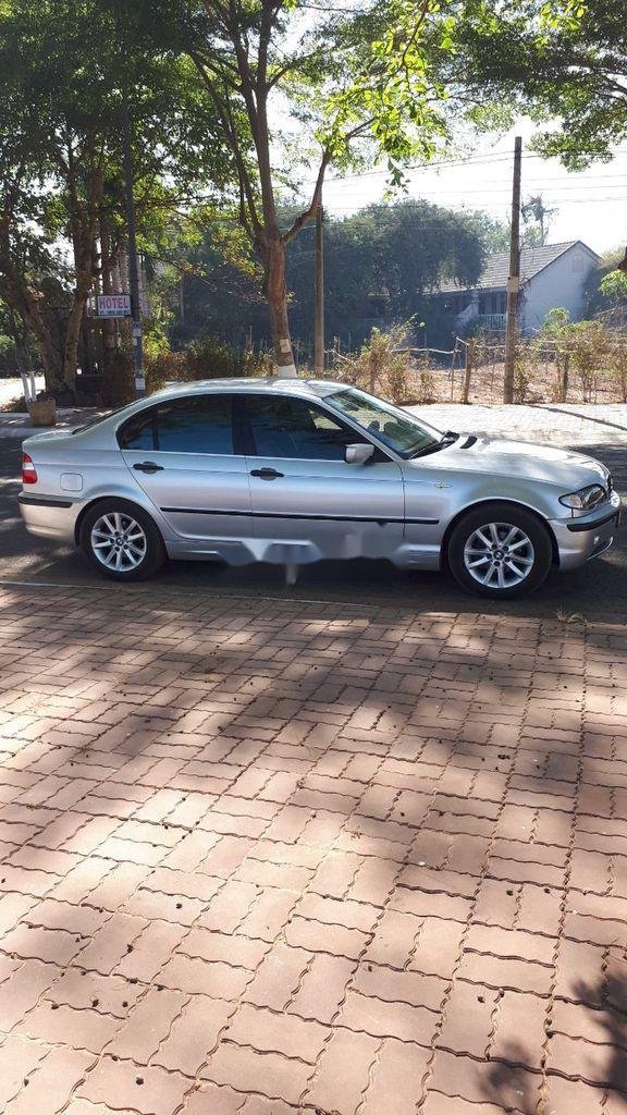 BMW 3 Series 2005 - Xe BMW 3 Series 318i đời 2005, màu bạc chính chủ, 215 triệu