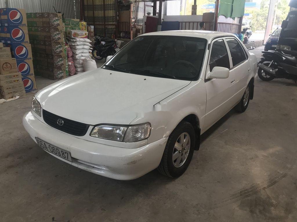 Toyota Corolla 2000 - Bán Toyota Corolla sản xuất 2000, màu trắng giá cạnh tranh