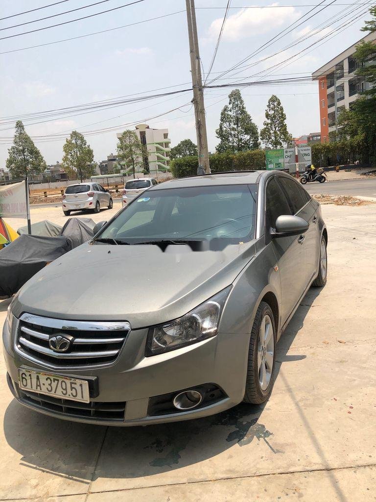 Chevrolet Cruze 2010 - Bán Chevrolet Cruze sản xuất năm 2010, màu xám, nhập khẩu