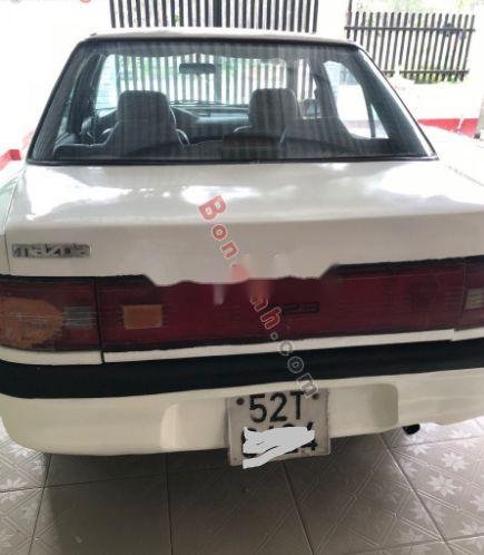 Mazda 323   1995 - Bán ô tô Mazda 323 1995, màu trắng, xe gia đình