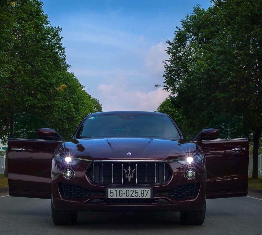 Maserati 2017 - Bán Maserati Levante năm 2017, màu đỏ sẫm, xe nhập