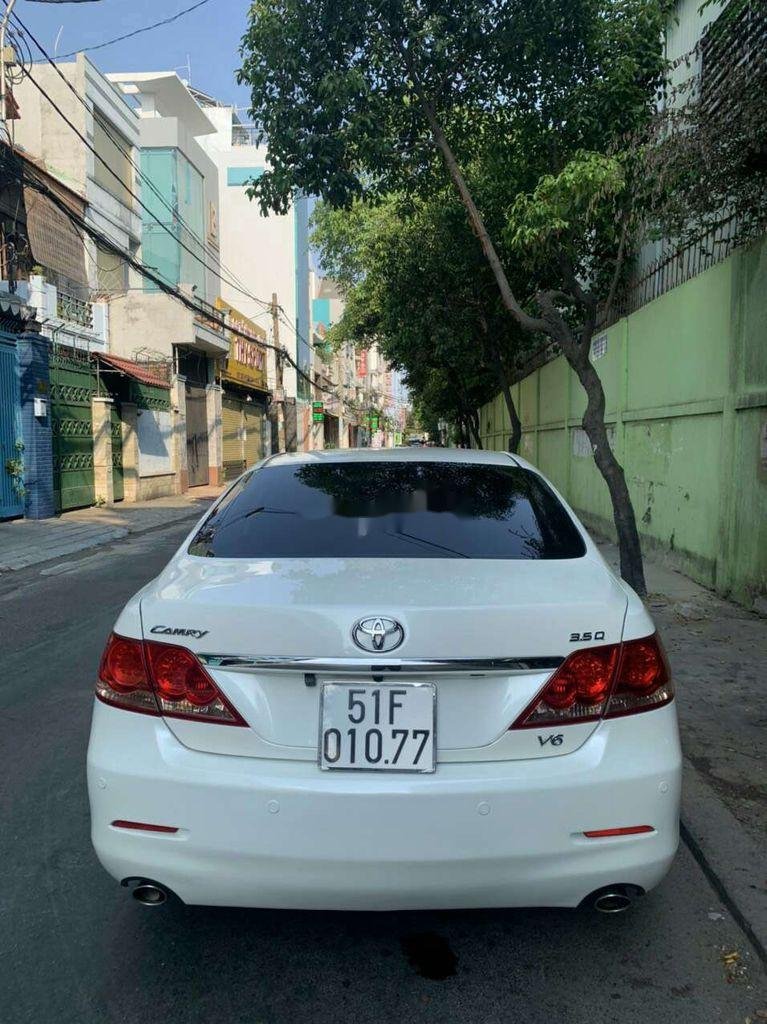 Toyota Camry  3.5Q 2008 - Cần bán Toyota Camry sản xuất 2008, màu trắng xe gia đình