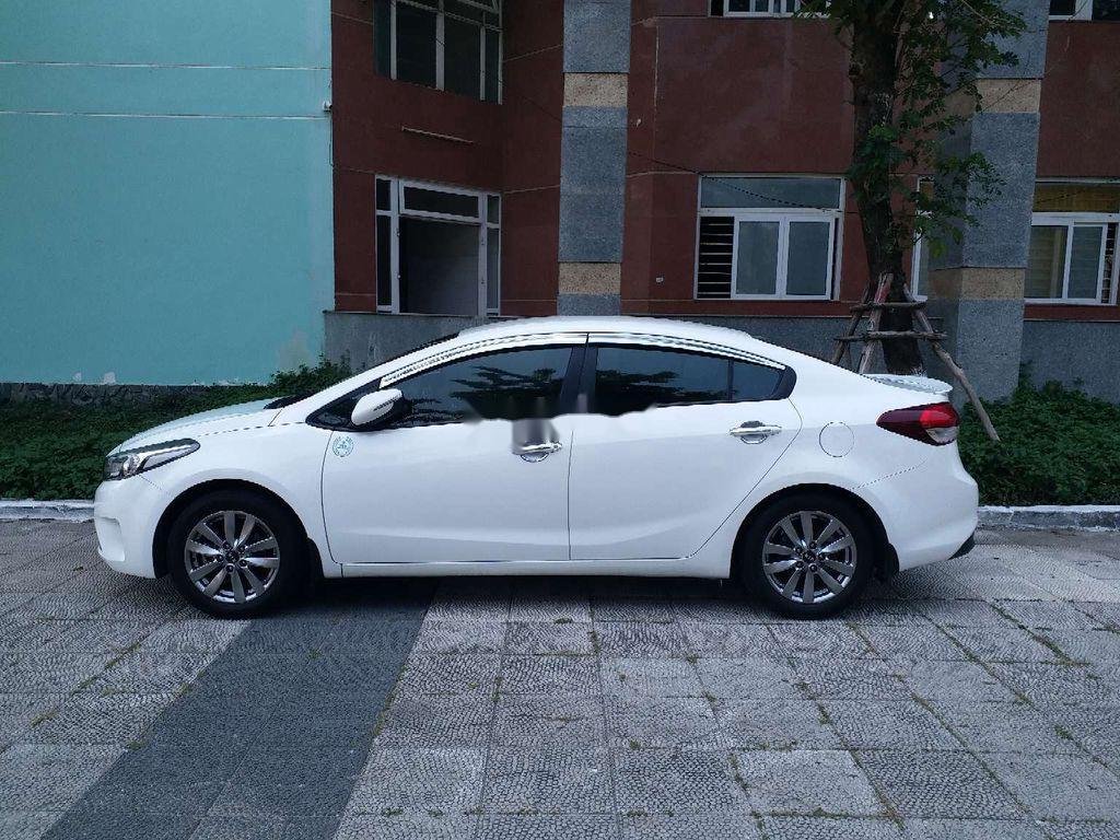 Kia Cerato   2017 Số Sàn Chính Chủ 2017 - Cần bán lại xe Kia Cerato 2017, màu trắng