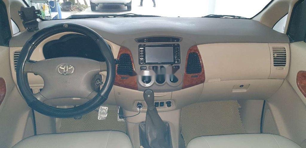 Toyota Innova 2007 - Bán Toyota Innova 2007, màu bạc, 270 triệu