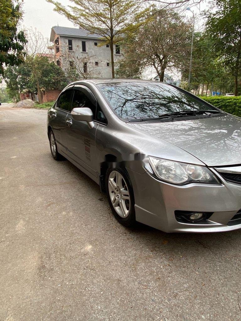 Honda Civic   2010 - Cần bán xe Honda Civic đời 2010, màu bạc, chính chủ