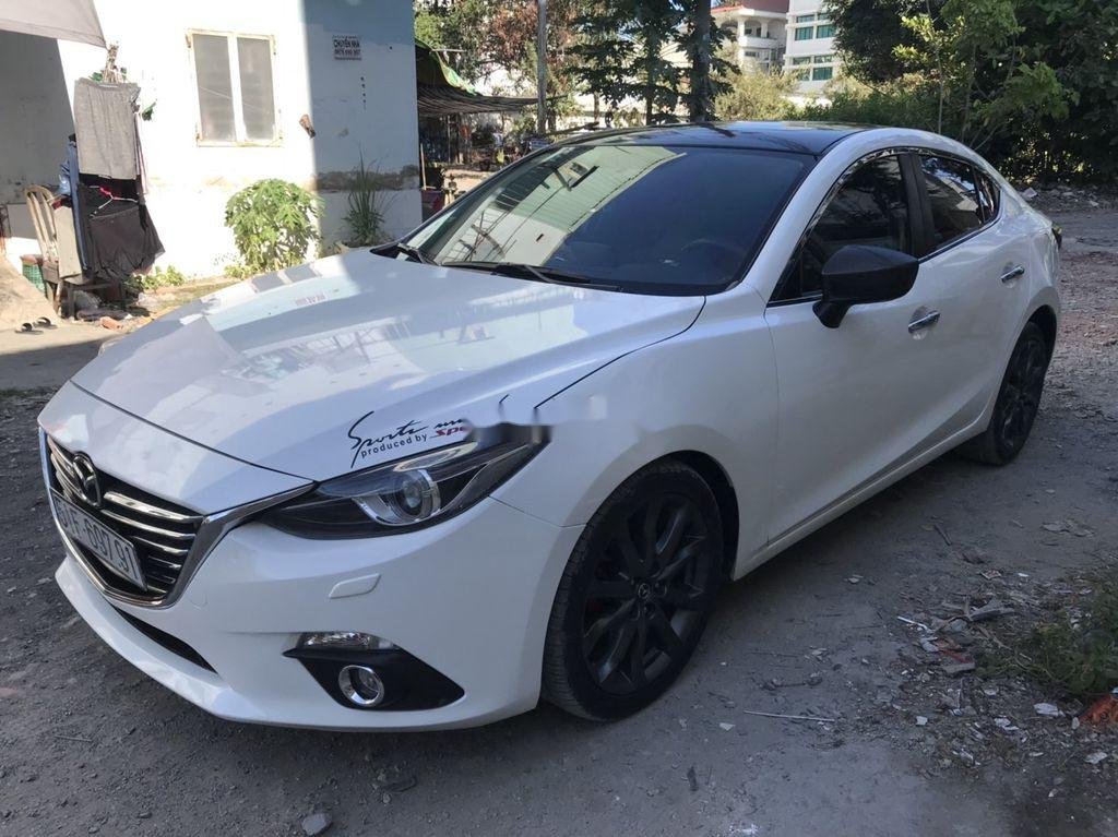 Mazda 3   2016 - Bán xe Mazda 3 đời 2016, màu trắng, 550tr