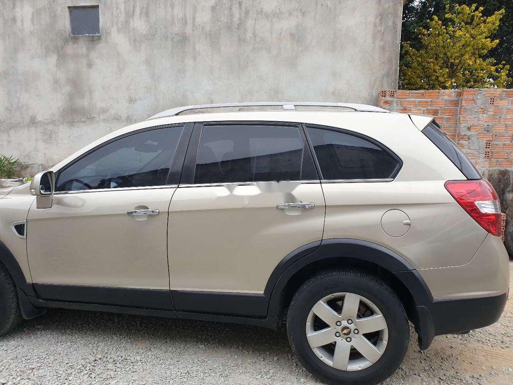 Chevrolet Captiva 2008 - Cần bán Chevrolet Captiva năm sản xuất 2008, màu vàng, nhập khẩu