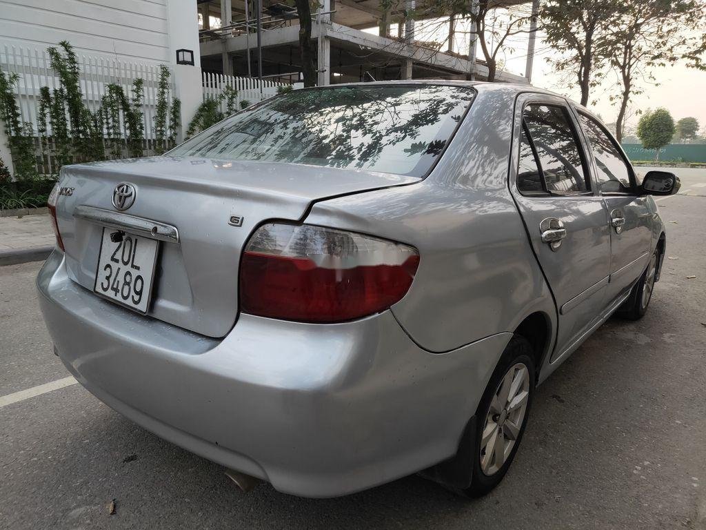 Toyota Vios 2006 - Cần bán gấp Toyota Vios 2006, màu bạc, nhập khẩu nguyên chiếc