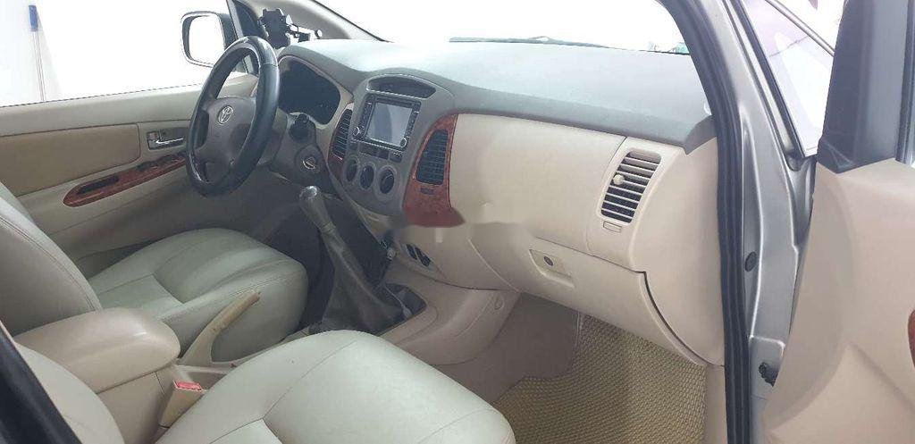 Toyota Innova 2007 - Bán Toyota Innova 2007, màu bạc, 270 triệu