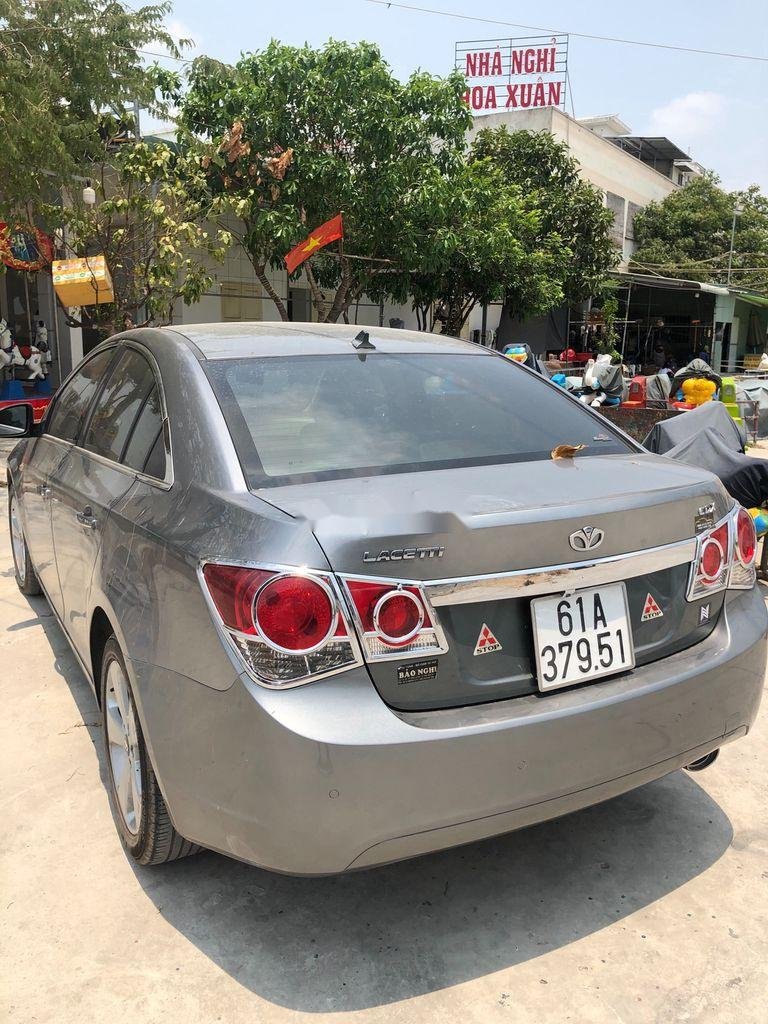 Chevrolet Cruze 2010 - Bán Chevrolet Cruze sản xuất năm 2010, màu xám, nhập khẩu