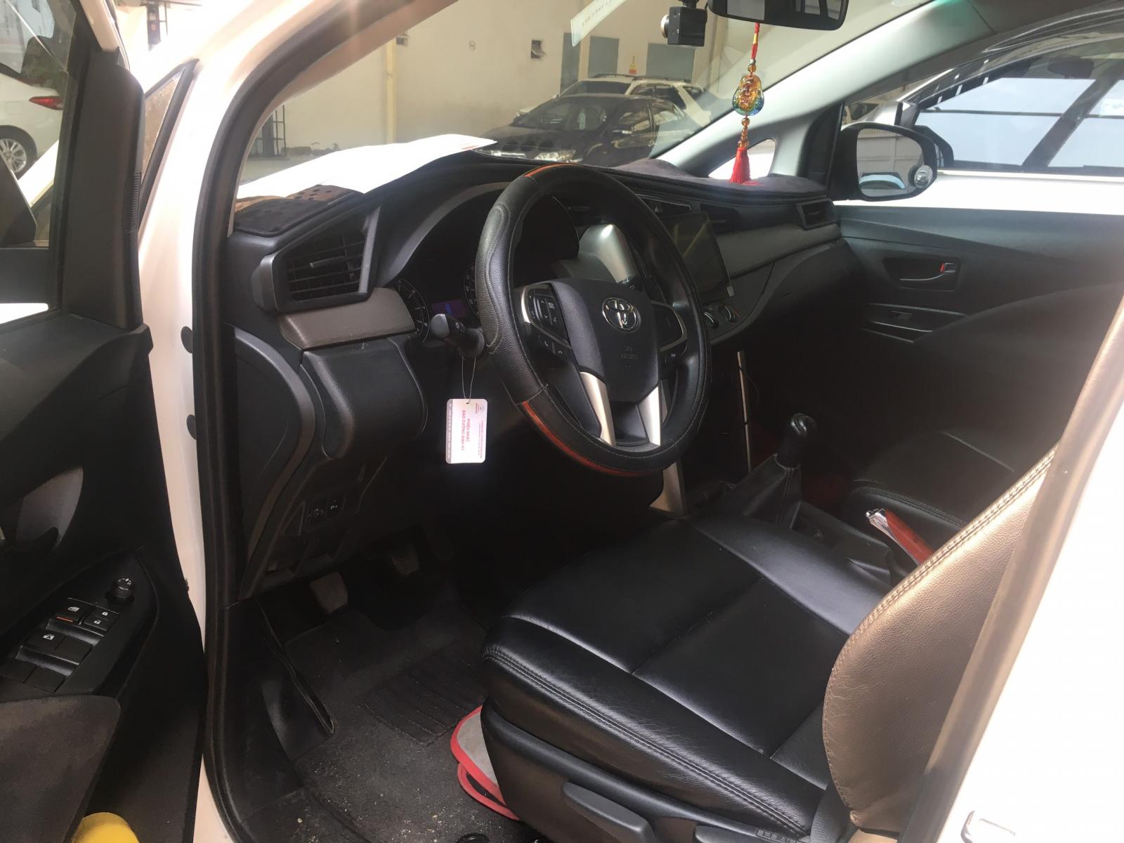 Toyota Innova E 2019 - Cần bán xe Toyota Innova E đời 2019, màu trắng