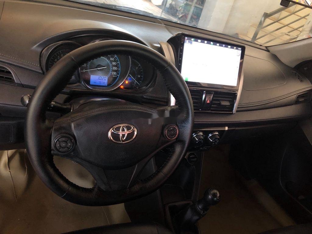 Toyota Vios   2015 - Cần bán lại xe Toyota Vios đời 2015, màu trắng