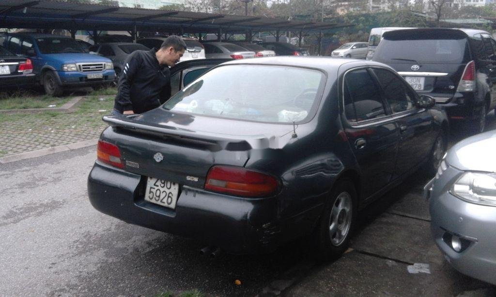 Nissan Bluebird 1993 - Bán Nissan Bluebird sản xuất năm 1993, màu xám, xe nhập 