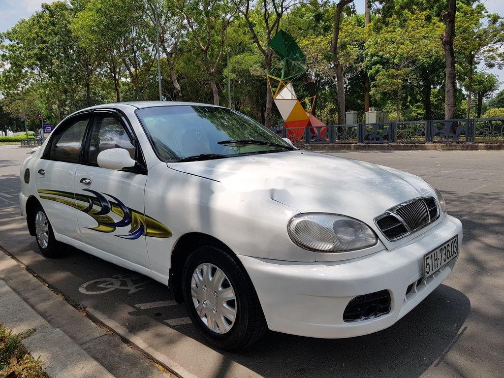 Daewoo Lanos   2001 - Bán xe Daewoo Lanos 2001, màu trắng còn mới, giá chỉ 75 triệu