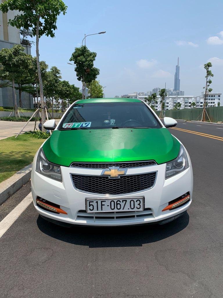 Chevrolet Cruze   2014 - Cần bán Chevrolet Cruze năm 2014, màu trắng