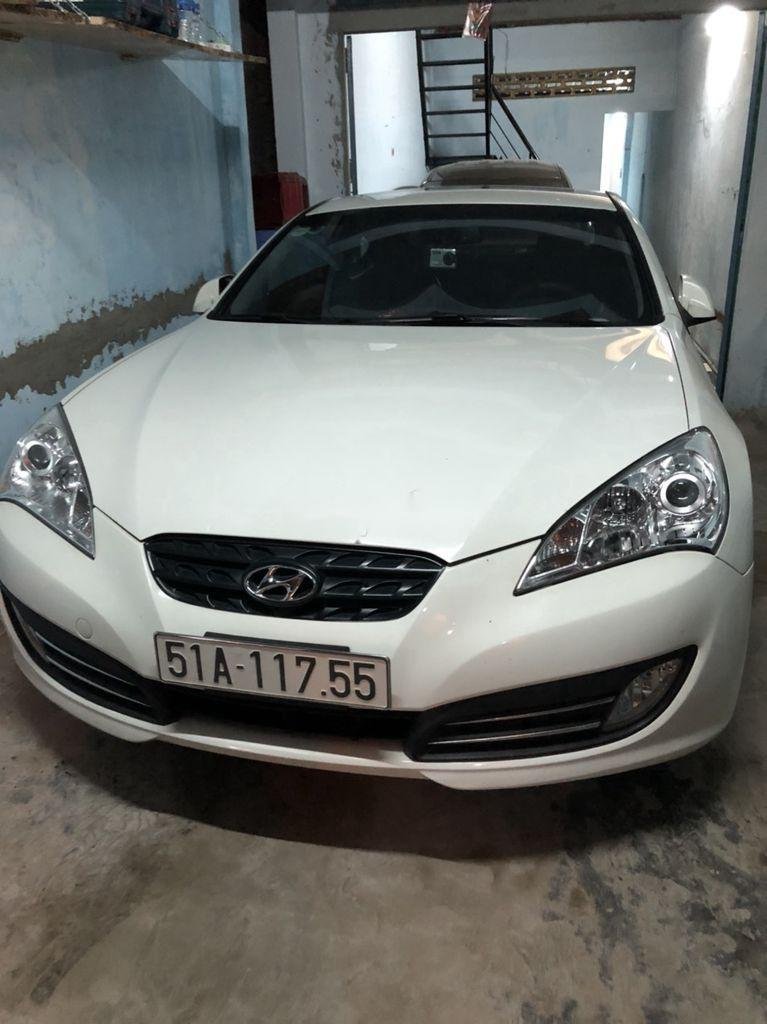 Hyundai Genesis     2011 - Cần bán xe Hyundai Genesis sản xuất năm 2011, nhập khẩu Hàn Quốc