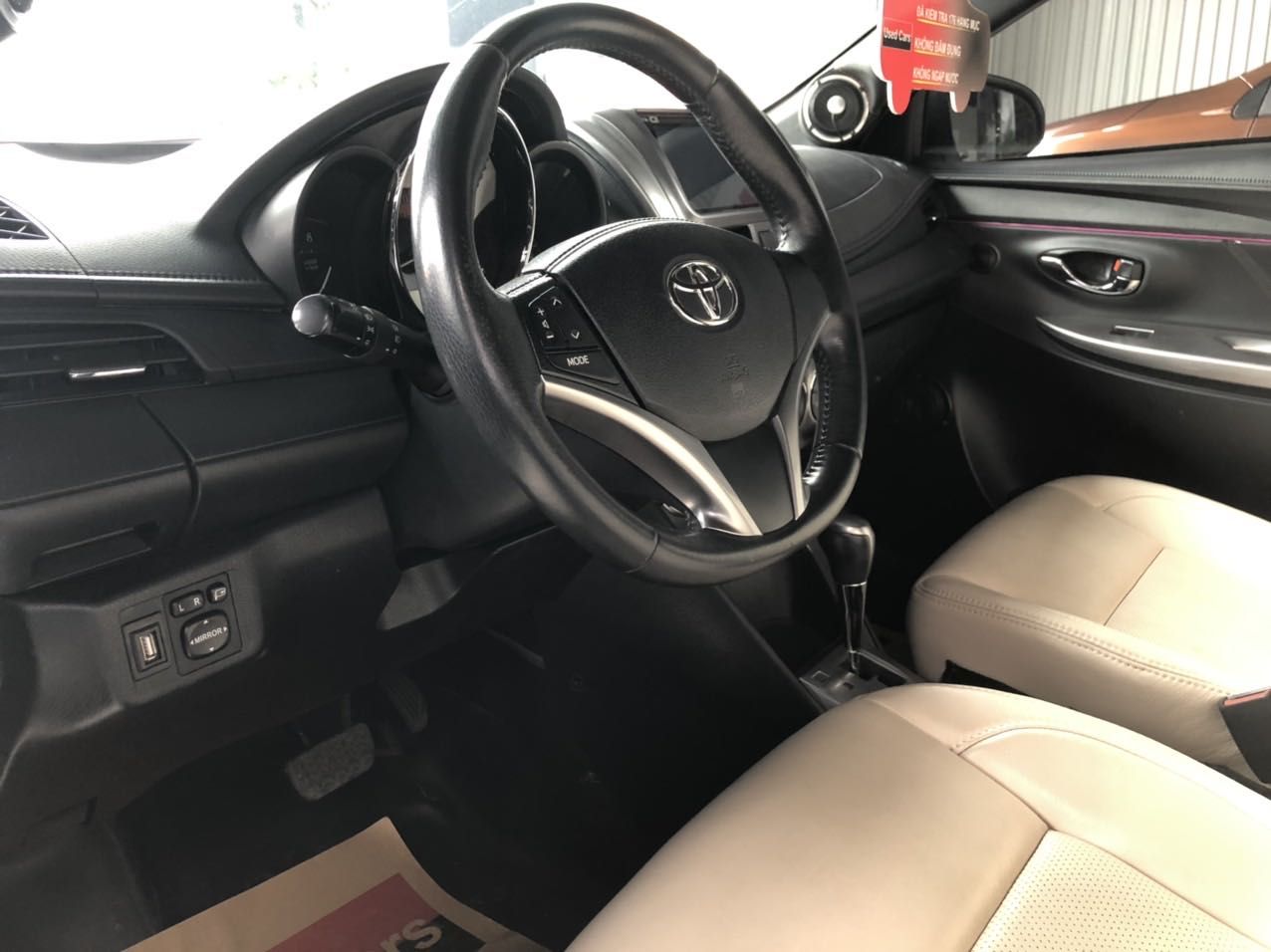 Toyota Yaris 2016 - Cần bán xe Toyota Yaris 2016, màu trắng, nhập khẩu nguyên chiếc