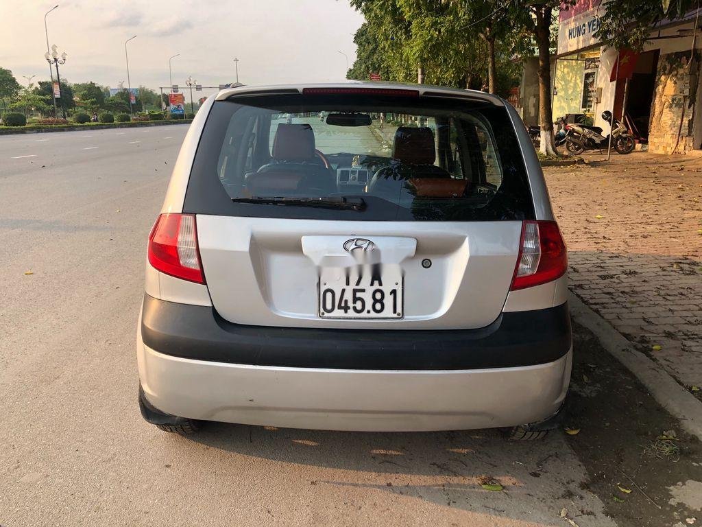 Hyundai Getz   2011 - Bán Hyundai Getz đời 2011, màu bạc, xe nhập 