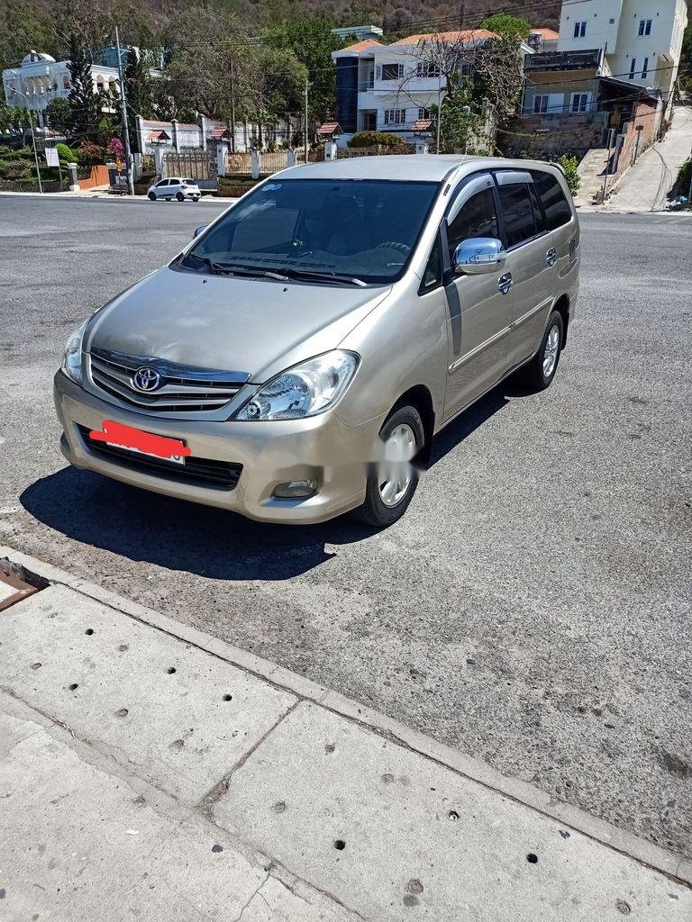 Toyota Innova   G   2010 - Bán xe Toyota Innova G sản xuất 2010, 340tr