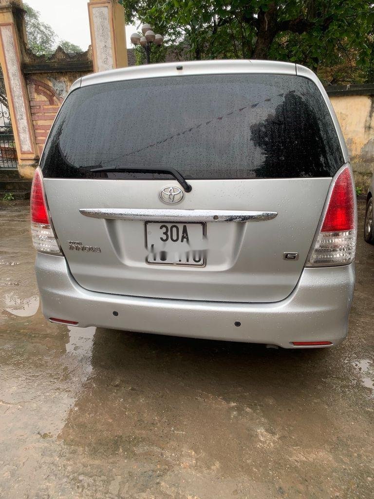 Toyota Innova  G  2008 - Cần bán lại xe Toyota Innova G 2008, màu bạc