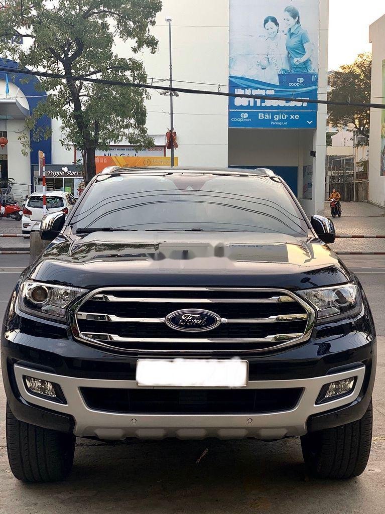 Ford Everest 2019 - Cần bán xe Ford Everest sản xuất năm 2019, màu đen, nhập khẩu nguyên chiếc