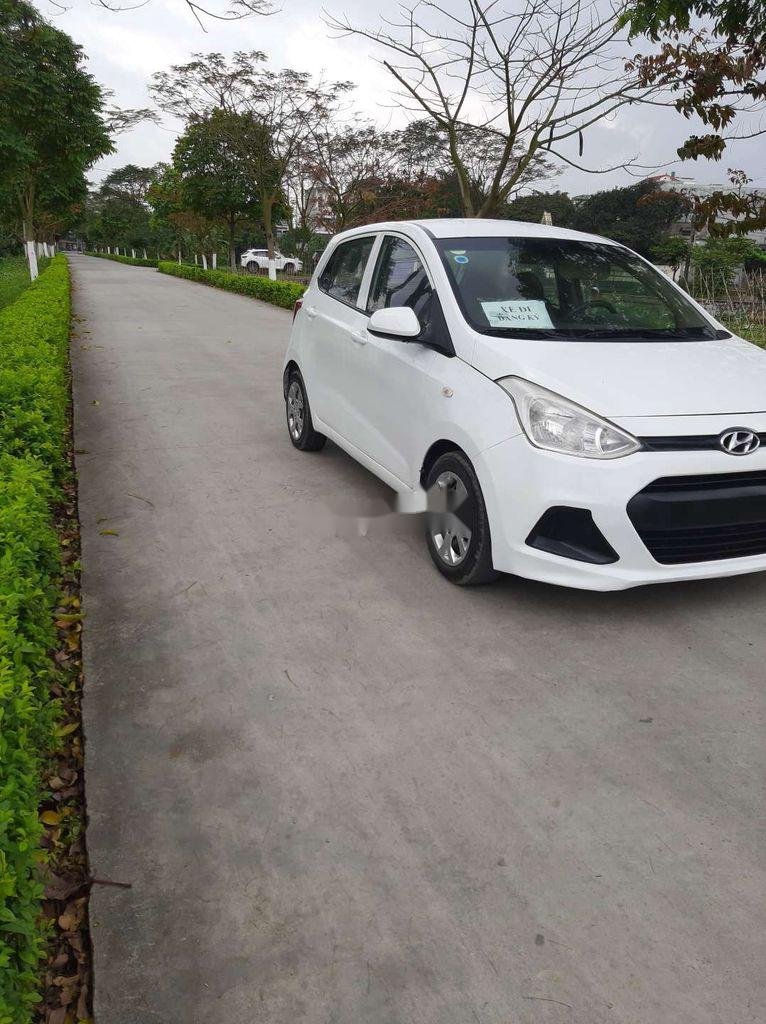 Hyundai Grand i10   2014 - Bán Hyundai Grand i10 đời 2014, màu trắng, nhập khẩu 