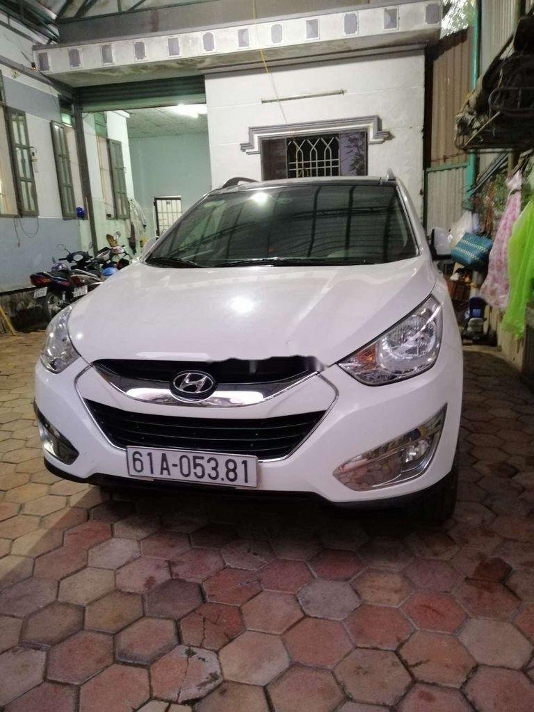 Hyundai Tucson   2011 - Bán ô tô Hyundai Tucson đời 2011, màu trắng, xe nhập