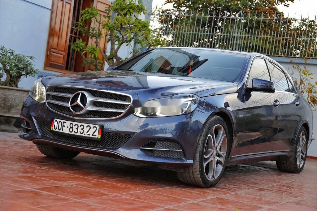 Mercedes-Benz E class  E200  2015 - Bán Mercedes E200 năm sản xuất 2015, màu xanh lam