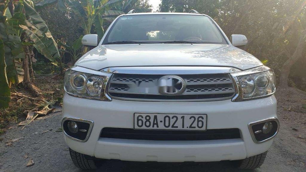 Toyota Fortuner  2.7 V AT 2009 - Cần bán lại xe Toyota Fortuner 2.7 V AT đời 2009, màu trắng số tự động, giá 388tr