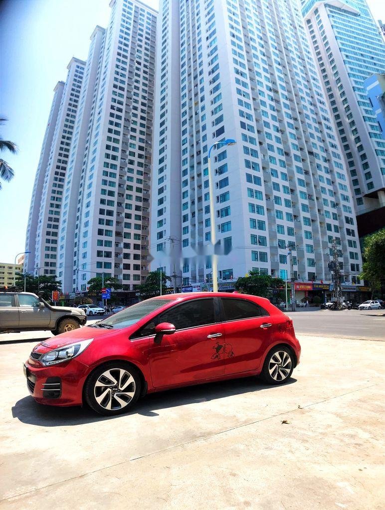 Kia Rio   2015 - Bán Kia Rio sản xuất 2015, màu đỏ, xe nhập, xe gia đình