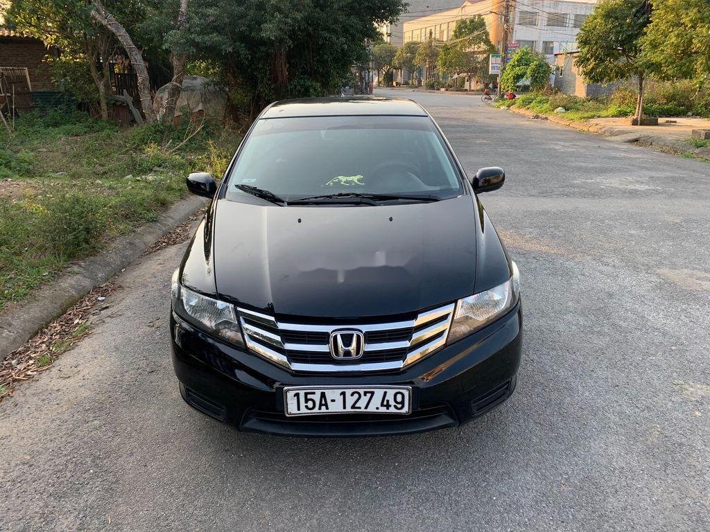 Honda City   2014 - Cần bán lại xe Honda City đời 2014, màu đen số sàn, giá tốt