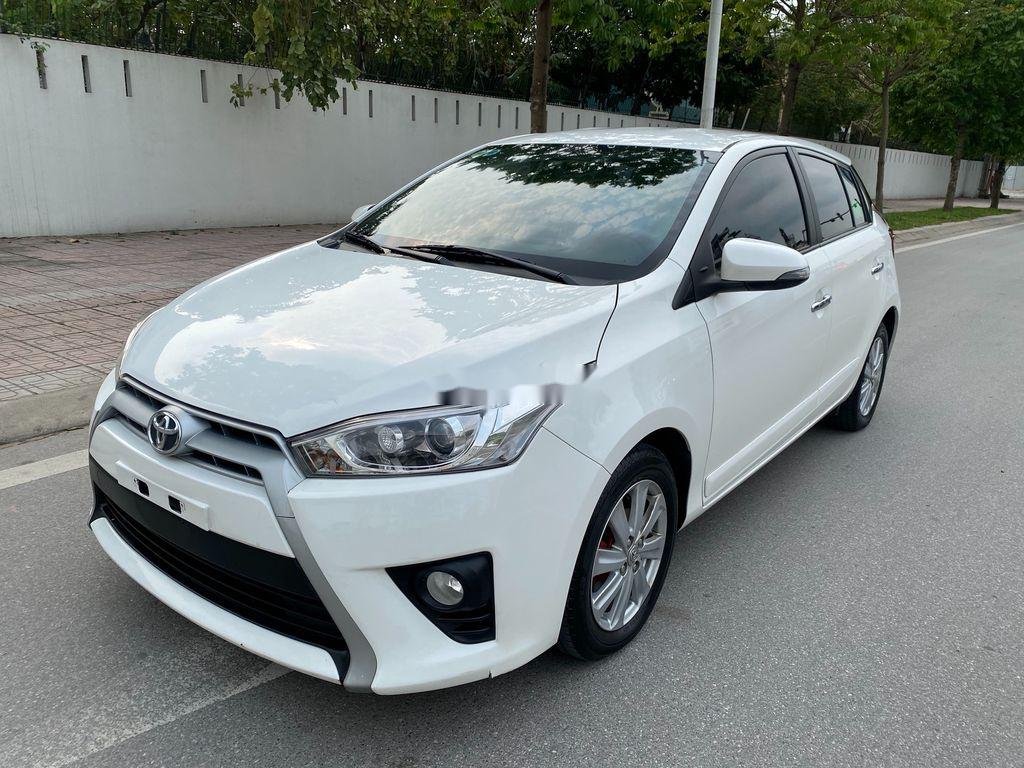 Toyota Yaris   2017 - Bán ô tô Toyota Yaris 2017, màu trắng, giá 575tr