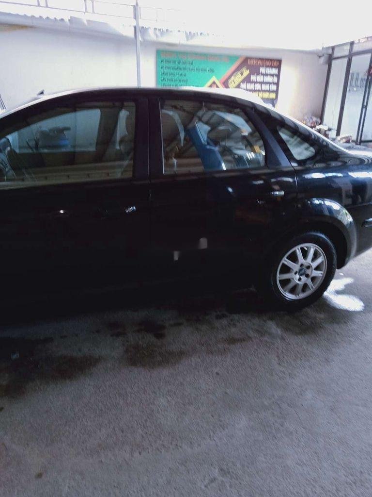 Ford Focus   2009 - Bán Ford Focus đời 2009, màu đen còn mới, 240tr