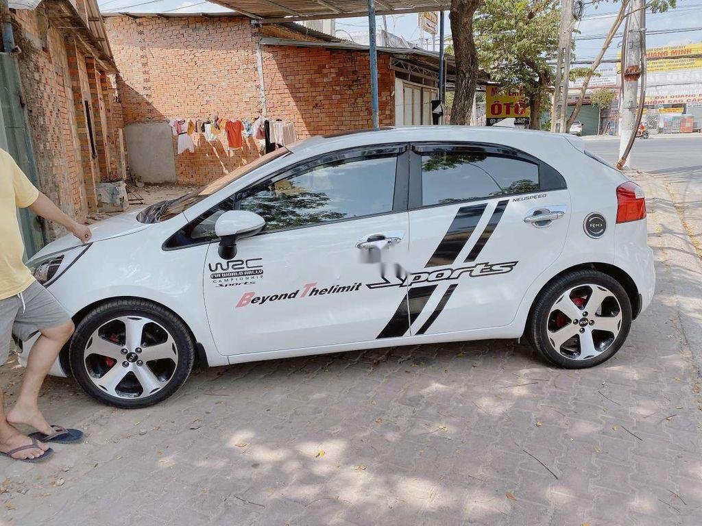 Kia Rio   2014 - Bán Kia Rio năm 2014, xe nhập, giá 375tr