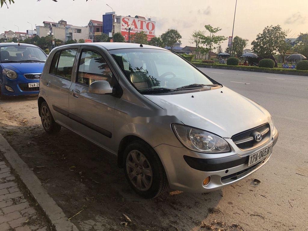 Hyundai Getz   2011 - Bán Hyundai Getz đời 2011, màu bạc, xe nhập 