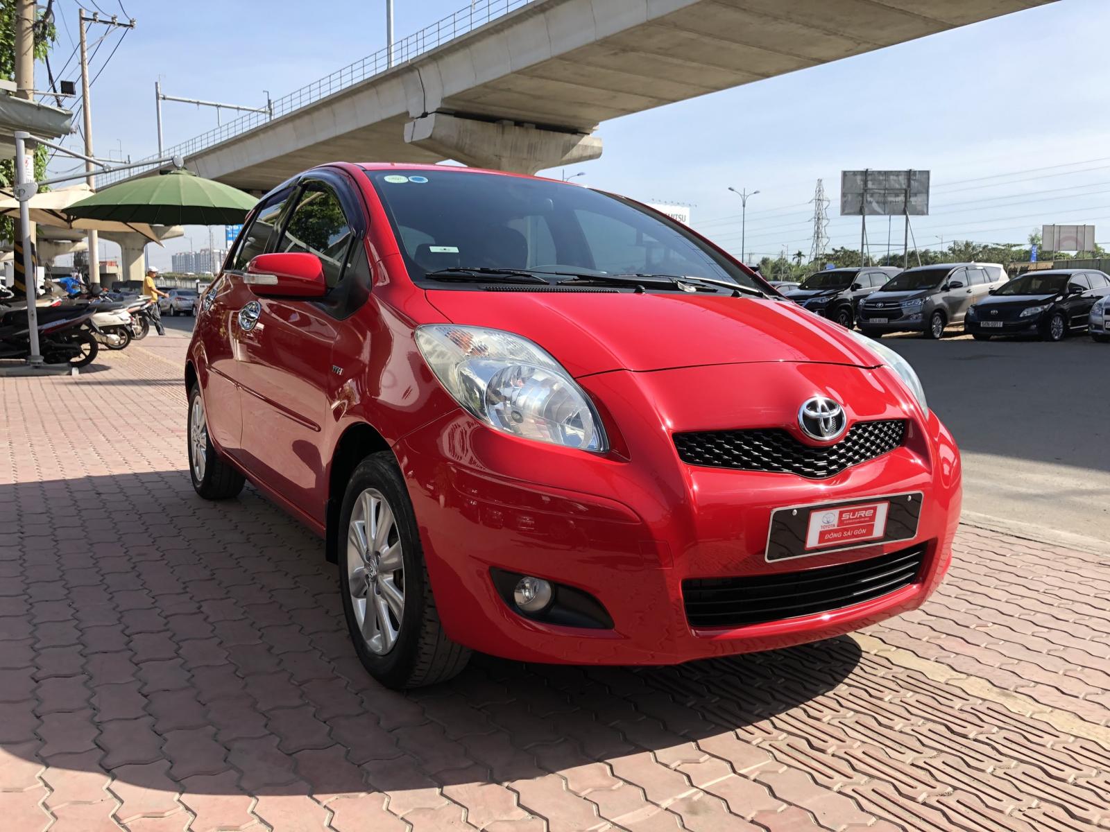 Toyota Yaris G 2011 - Cần bán gấp Toyota Yaris G đời 2011, màu đỏ, xe nhập
