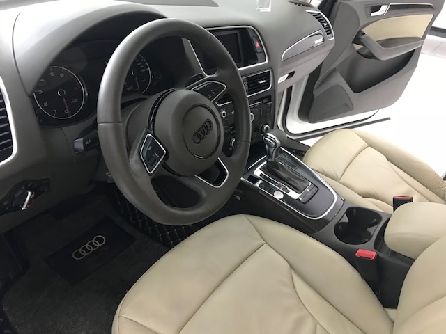 Audi Q5 2014 - Cần bán lại xe Audi Q5 2014, màu trắng, nhập khẩu nguyên chiếc