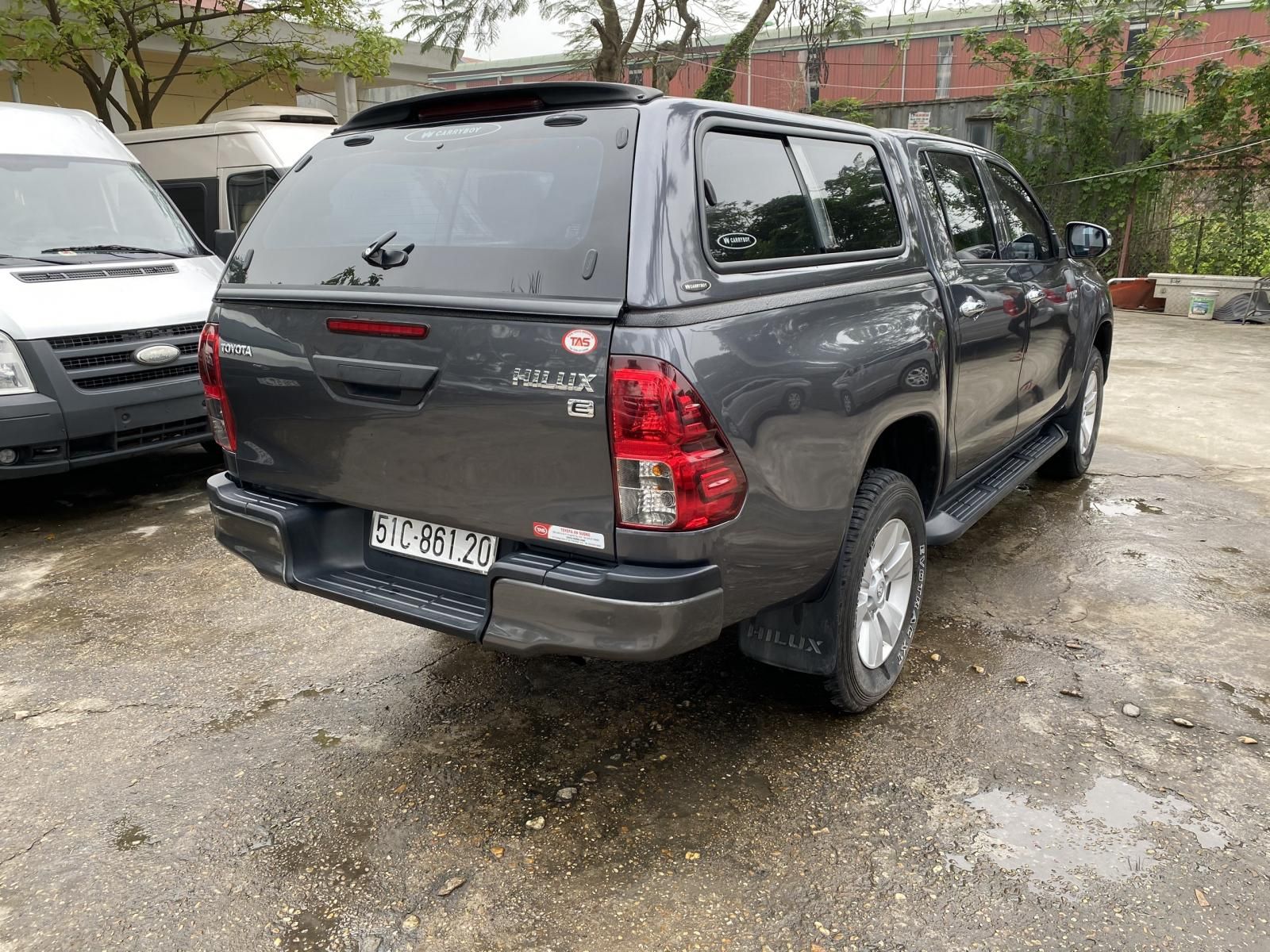 Toyota Hilux 2016 - Hỗ trợ trả góp ngân hàng với chiếc Toyota Hilux sản xuất 2016, nhập khẩu nguyên chiếc