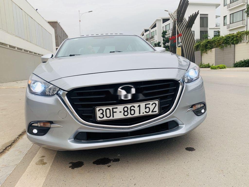 Mazda 3   2018 - Bán Mazda 3 đời 2018, màu bạc như mới