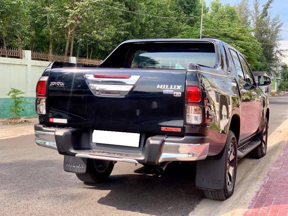 Toyota Hilux 2019 - Bán xe Toyota Hilux 2.8G năm 2019, màu đen, nhập khẩu