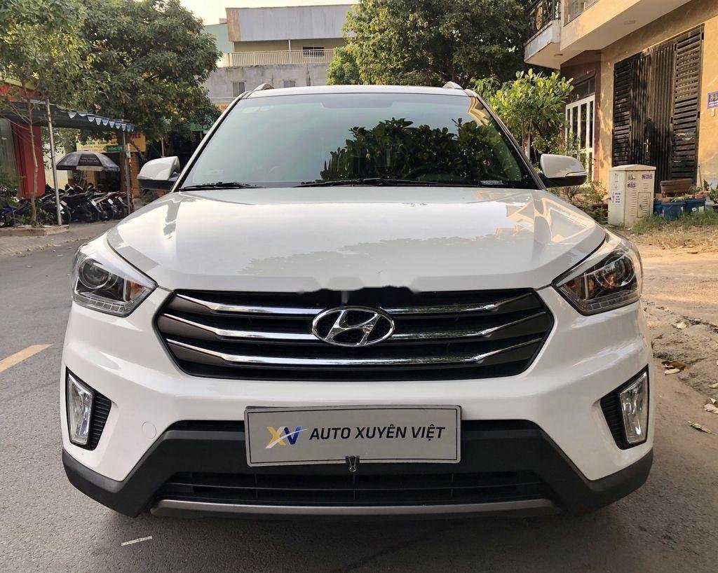 Hyundai Creta 2016 - Bán Hyundai Creta 1.6AT sản xuất 2016, màu trắng, xe nhập, giá 578tr