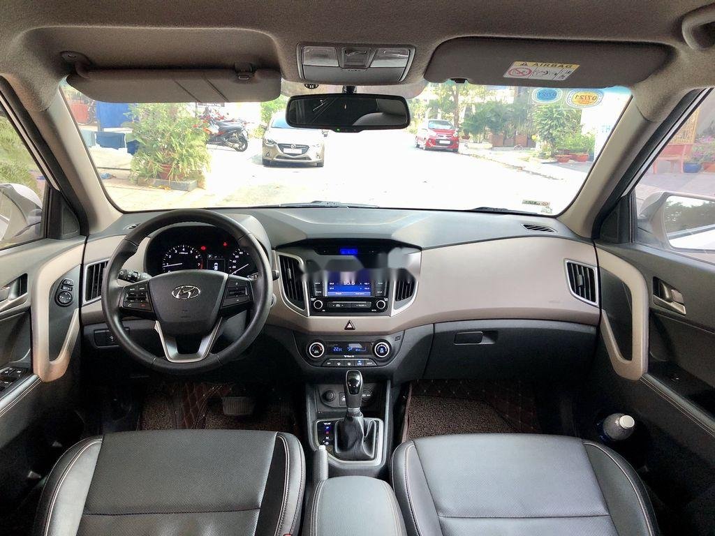 Hyundai Creta 2016 - Bán Hyundai Creta 1.6AT sản xuất 2016, màu trắng, xe nhập, giá 578tr