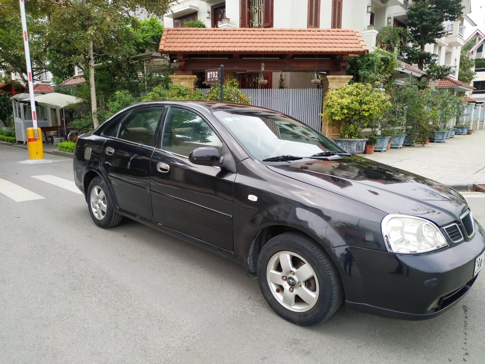 Daewoo Lacetti 2008 - Chính chủ cần bán xe Daewoo Lacetti năm sản xuất 2008, màu đen