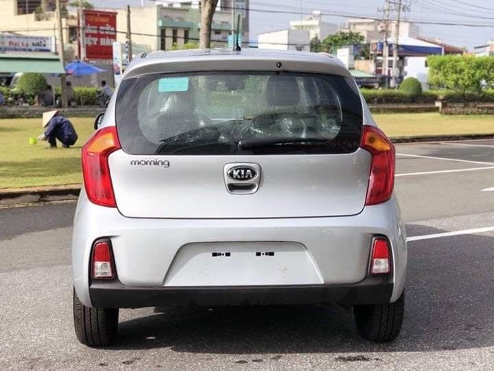 Kia Morning 2020 - Giảm giá sâu khi mua chiếc Kia Morning Standard MT, đời 2020, màu bạc, giao nhanh