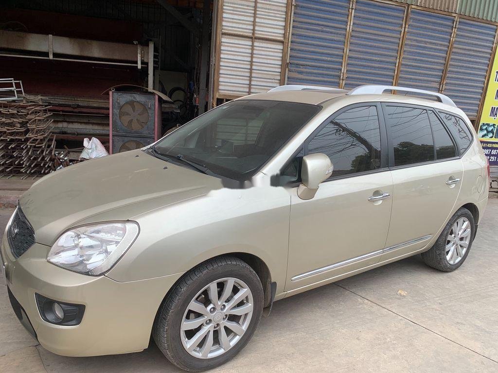 Kia Carens   2011 - Bán xe Kia Carens sản xuất 2011, màu bạc