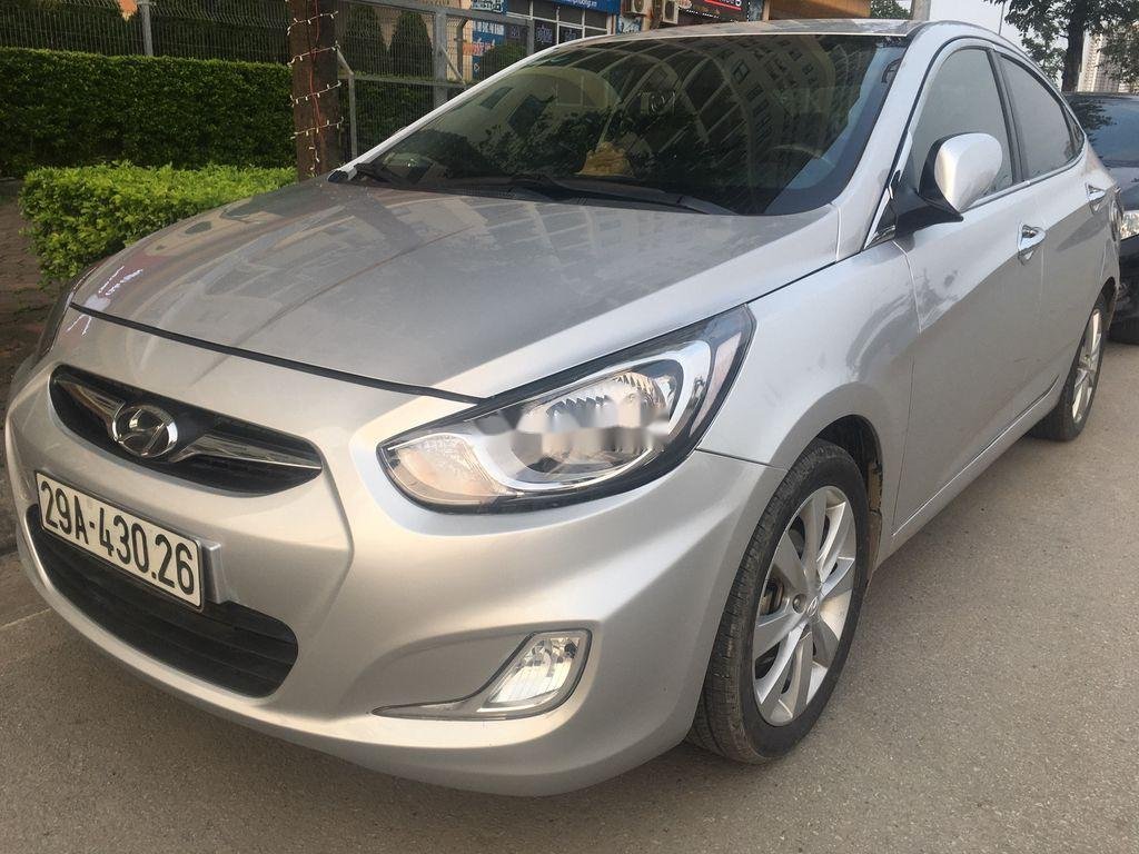 Hyundai Accent 2011 - Xe Hyundai Accent đời 2011, màu bạc, nhập khẩu nguyên chiếc, 339tr